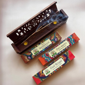 Offer Wooden Box + 3 Boxes Incense